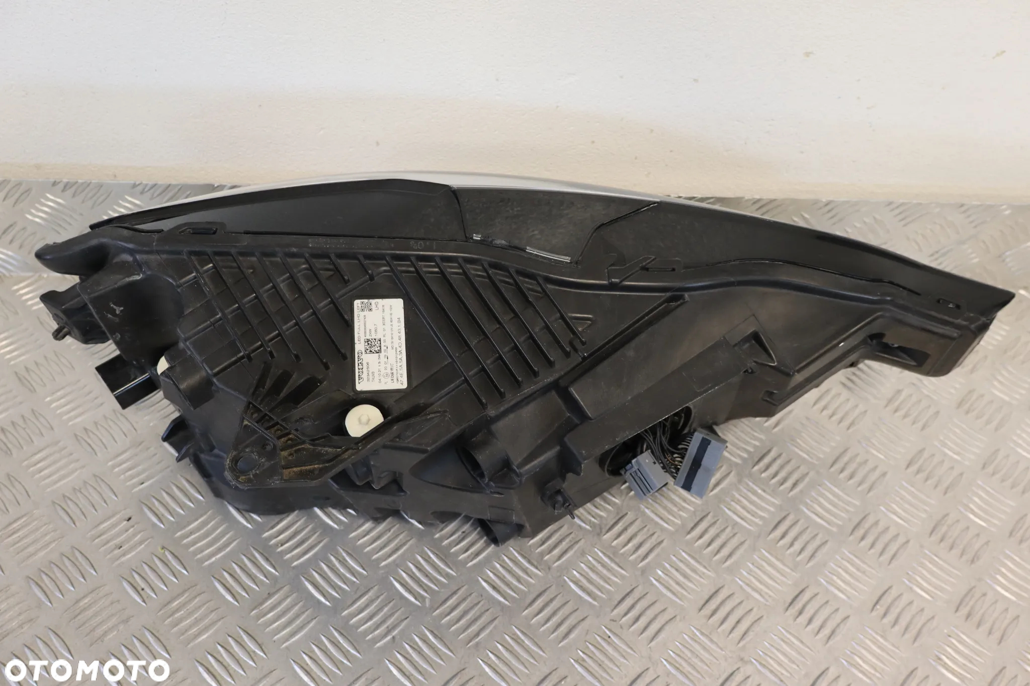LAMPA PRZEDNIA PRZÓD LEWA VOLVO XC60 II FULL LED 32342506 2017 - 8