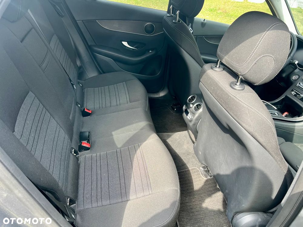 Mercedes-Benz GLC 220 d 4Matic 9G-TRONIC - 17