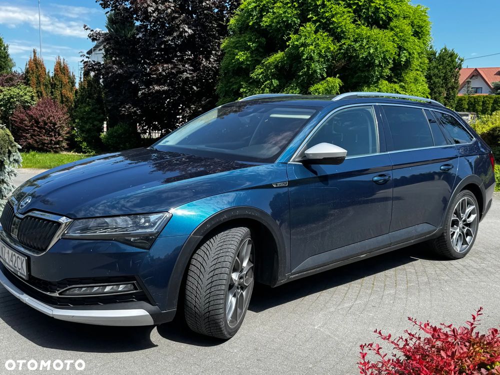 Skoda Superb 2.0 TDI SCR 4x4 Scout DSG - 5