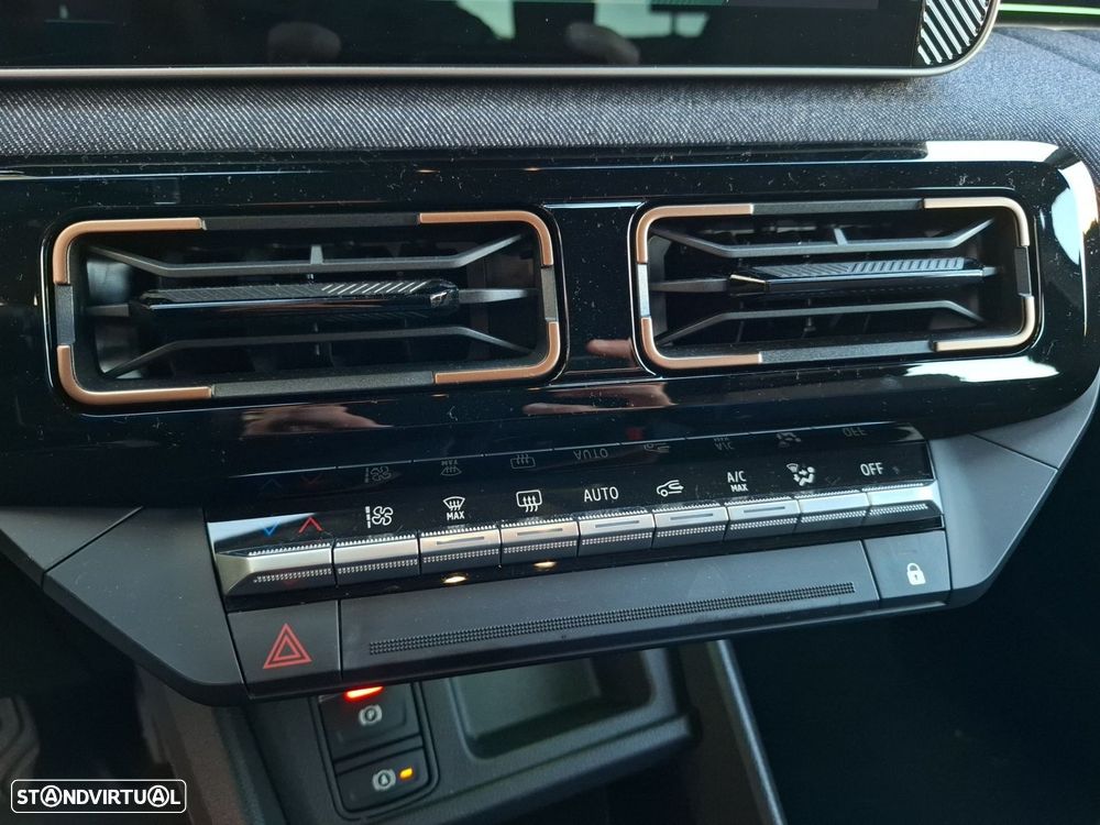 Renault 4 E-Tech 52 kWh Techno Autonomia Conforto - 20