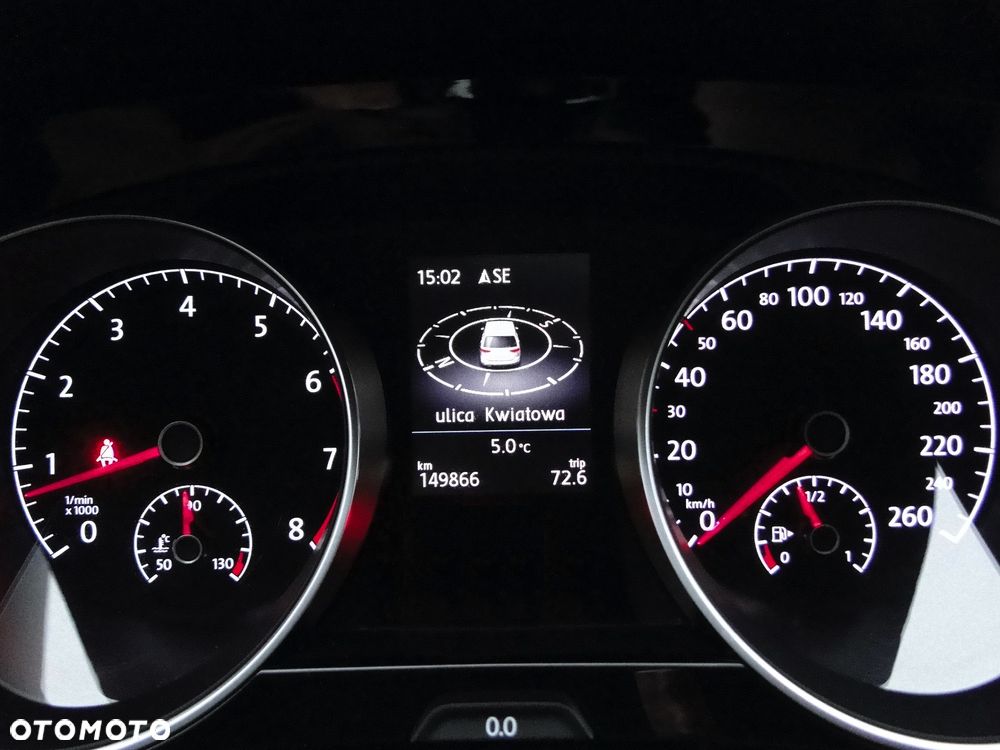 Volkswagen Touran 1.4 TSI (BlueMotion Technology) Highline - 28