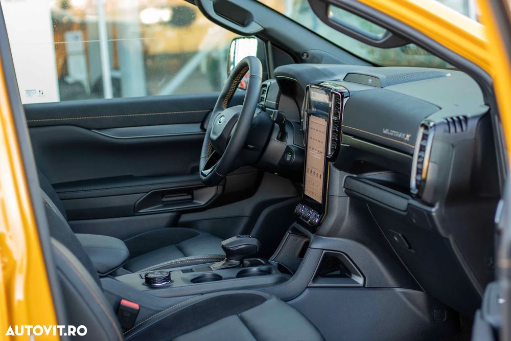 Ford Ranger Pick-Up 2.0 TD 205 CP 10AT 4x4 Double Cab Wildtrak X - 31