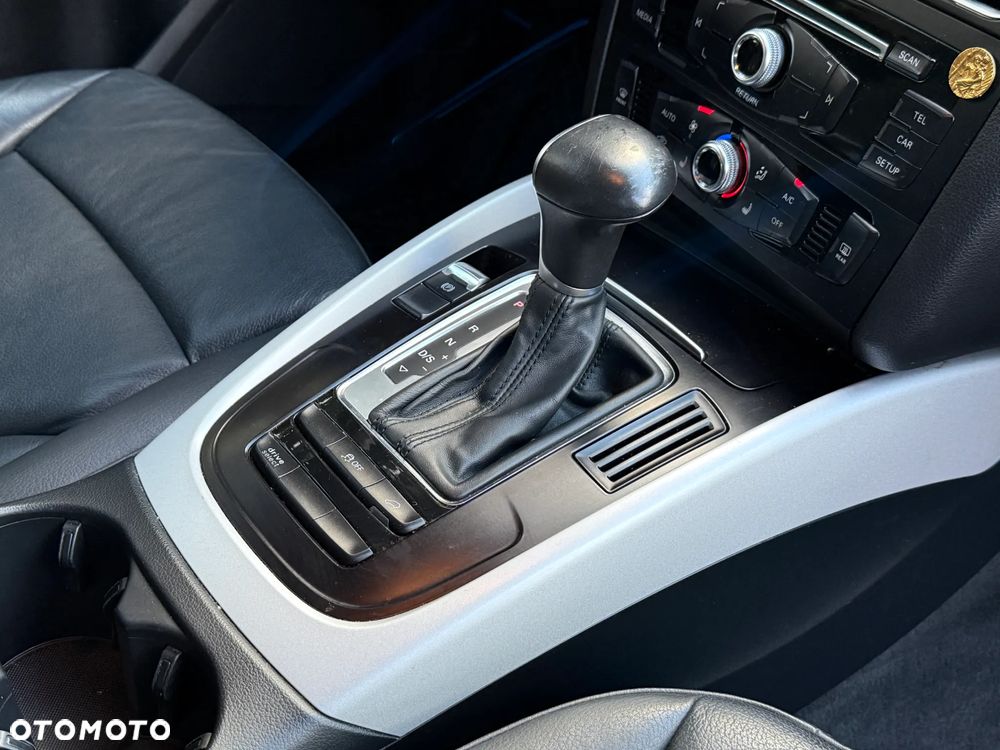 Audi Q5 2.0 TFSI Quattro Tiptronic - 24