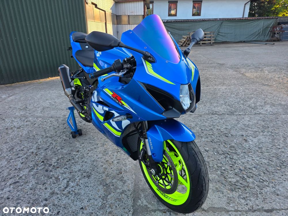 Suzuki GSX-R - 11