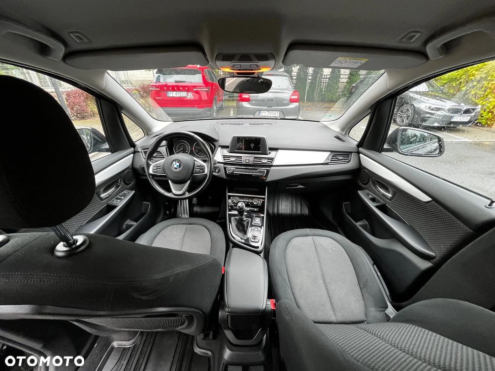 BMW Seria 2 218d Advantage - 7