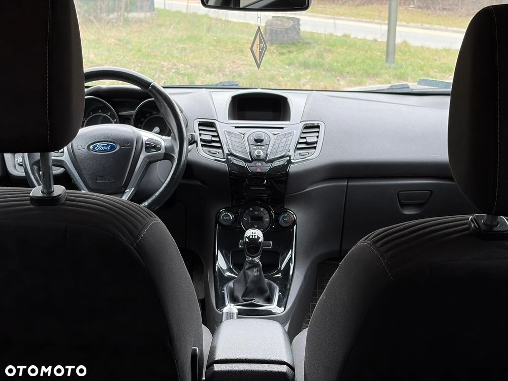Ford Fiesta - 11