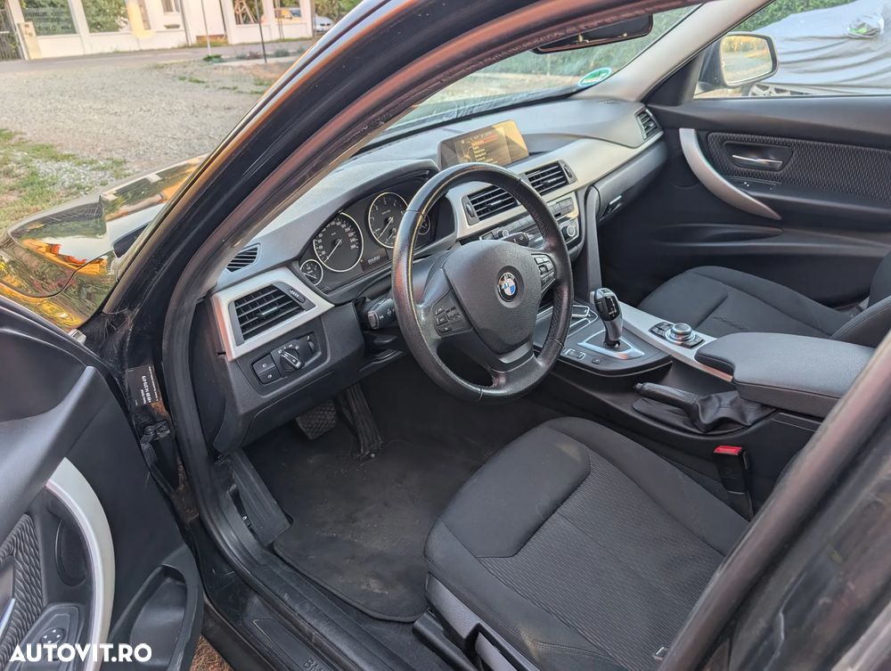 BMW Seria 3 2017 photo 2