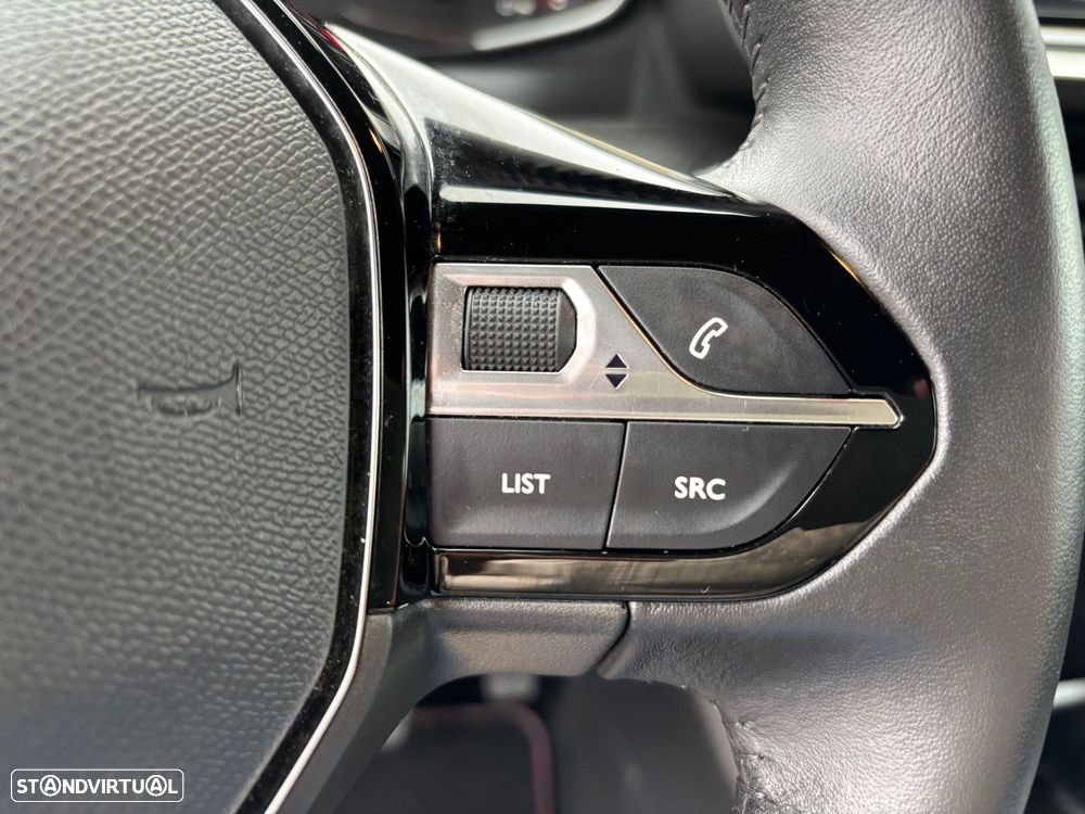 Peugeot 2008 1.2 PureTech Active - 10