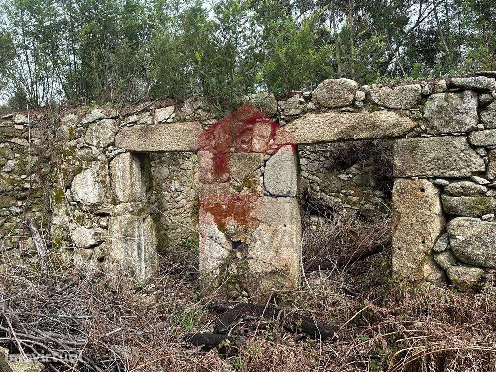 Ruina em Pedregais - Grande imagem: 5/24