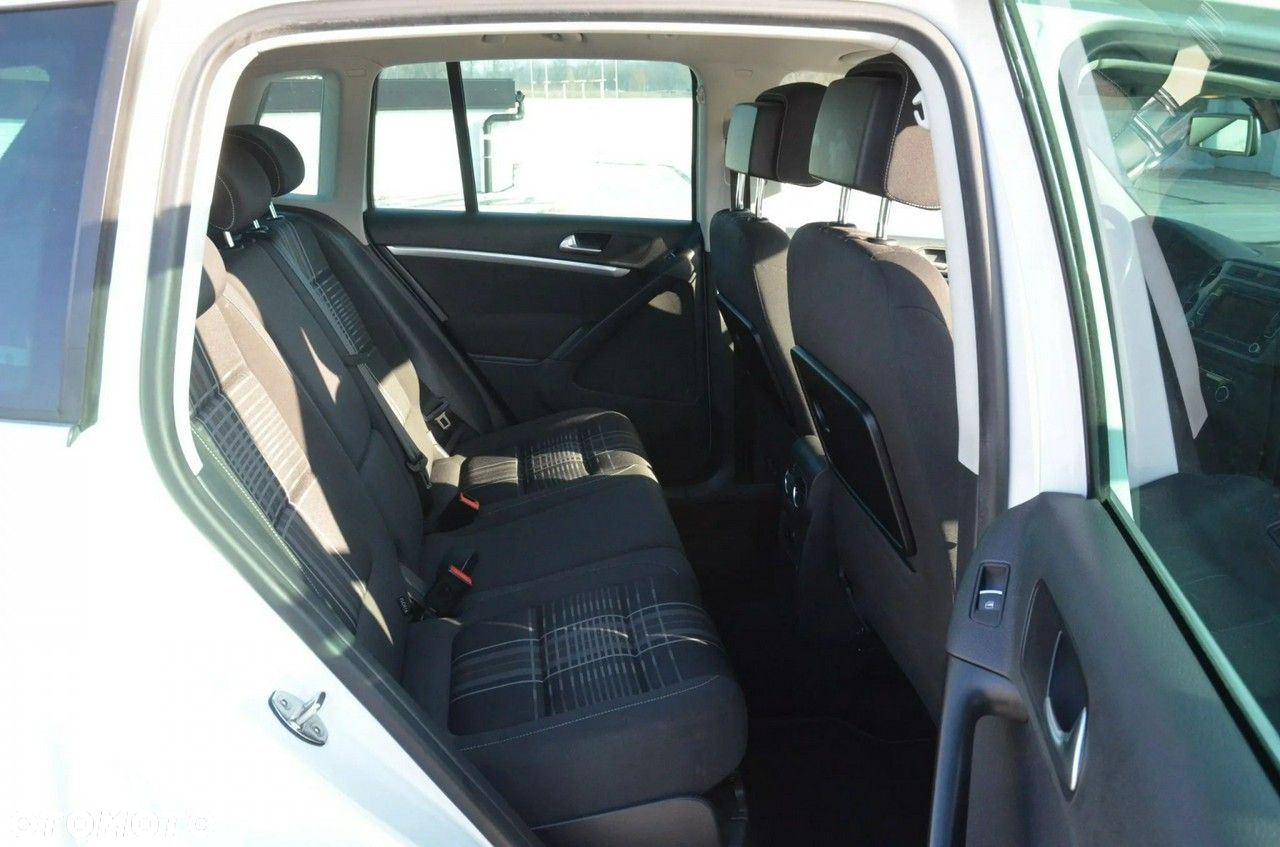 Volkswagen Tiguan - 27