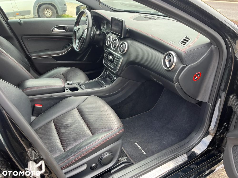 Mercedes-Benz Klasa A 250 (BlueEFFICIENCY) 7G-DCT AMG Sport - 24