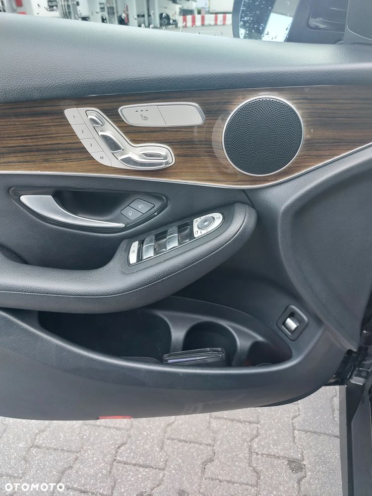 Mercedes-Benz GLC 300 4-Matic - 12