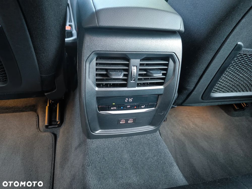 BMW Seria 3 - 12