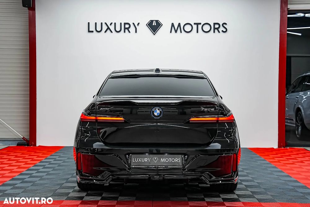 BMW Seria 7 750e xDrive AT PHEV - 12