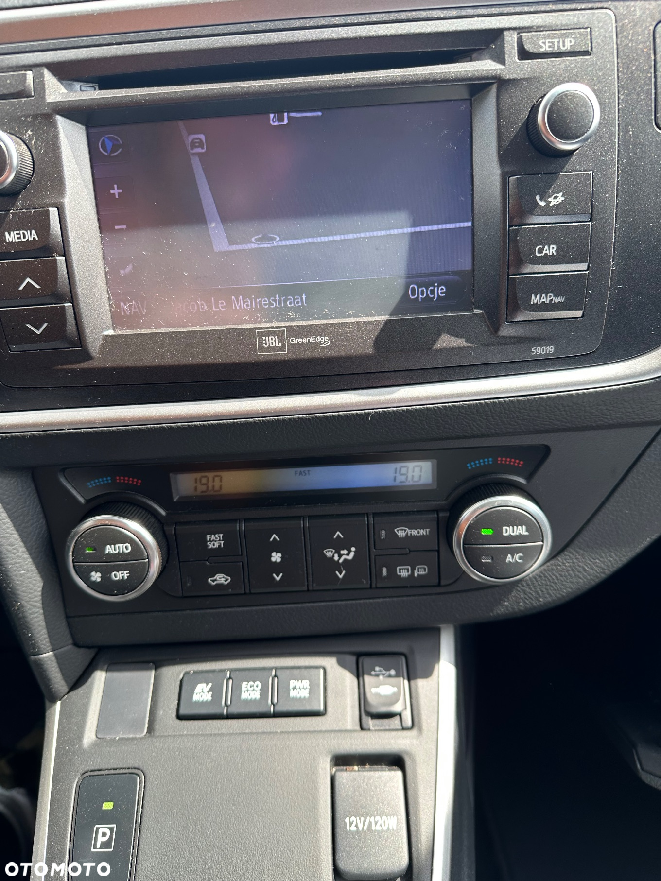 Toyota Auris 1.8 VVT-i Hybrid Automatik Touring Sports Free Style - 31