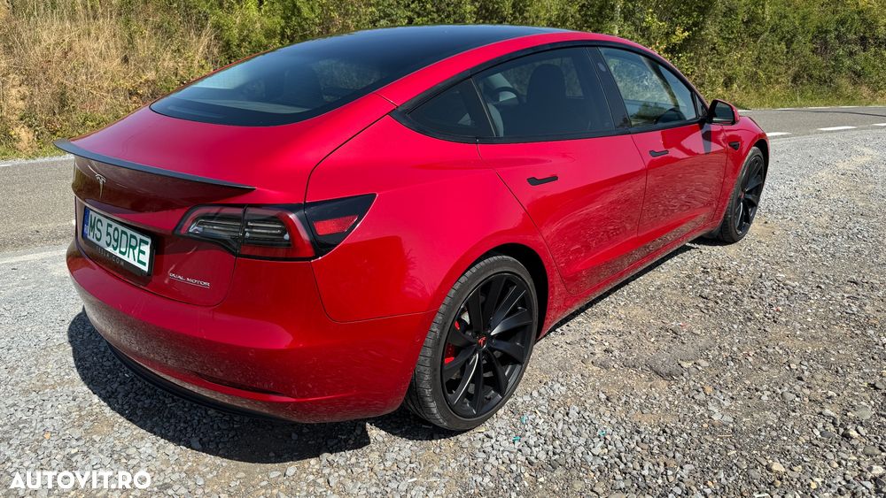 Tesla Model 3 - 2