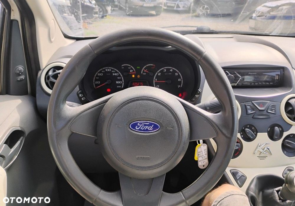 Ford KA - 12
