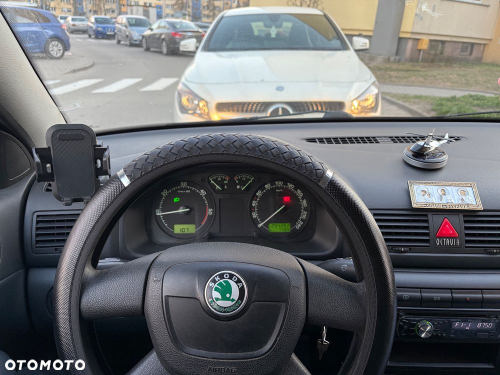 Skoda Octavia 1.9 TDI Tour - 8