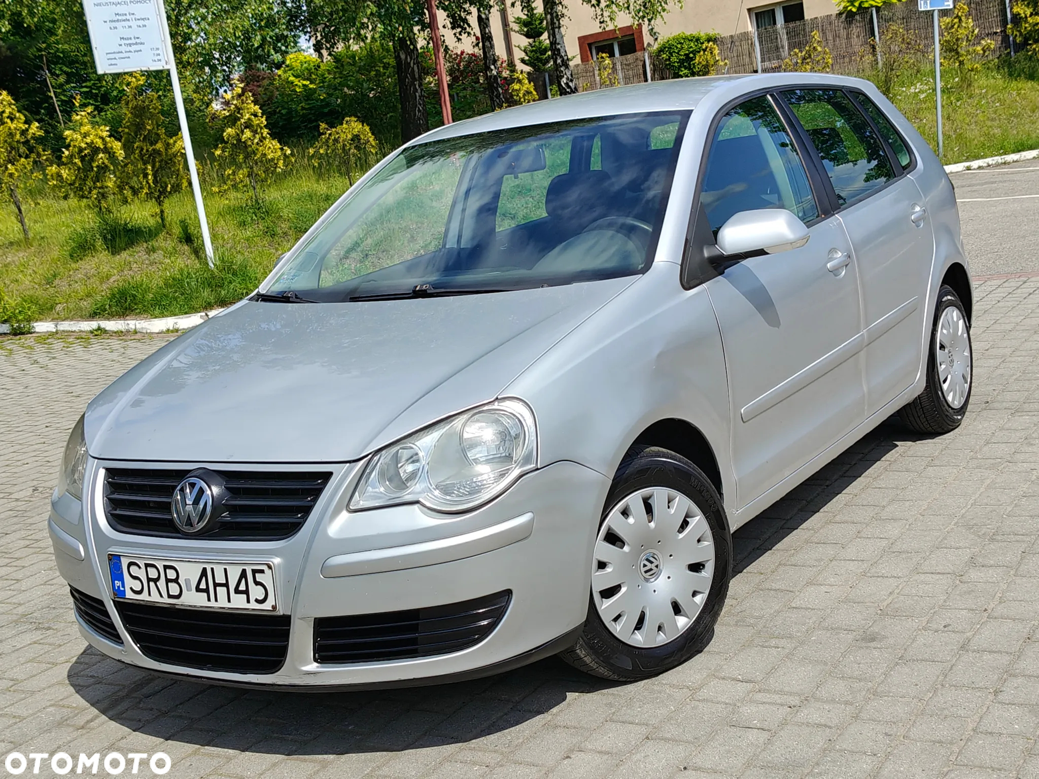 Volkswagen Polo 1.4 TDI Comfortline - 4