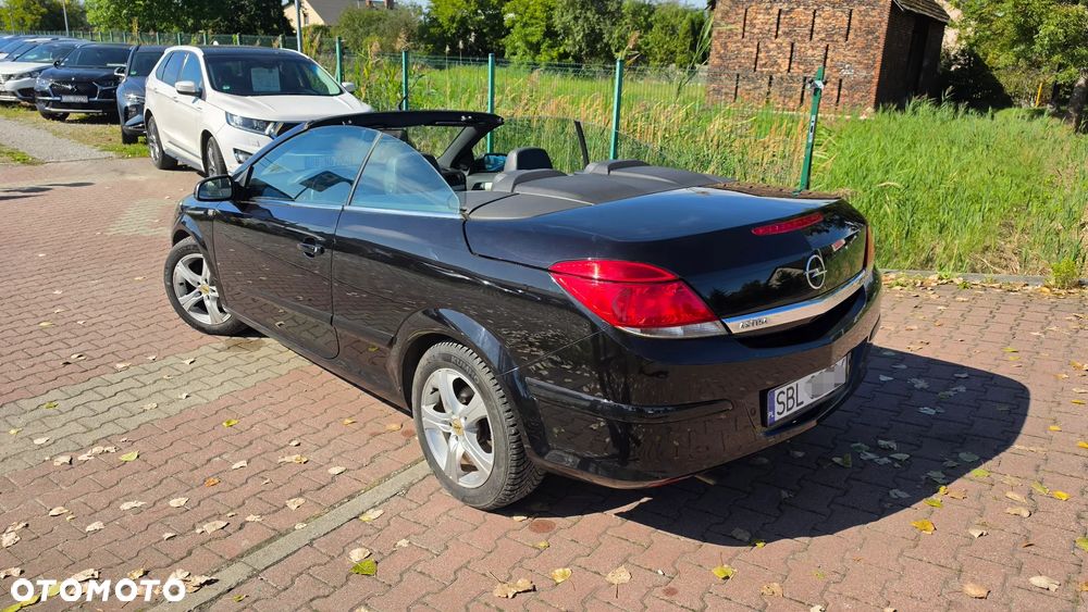 Opel Astra 1.8 Cosmo - 4
