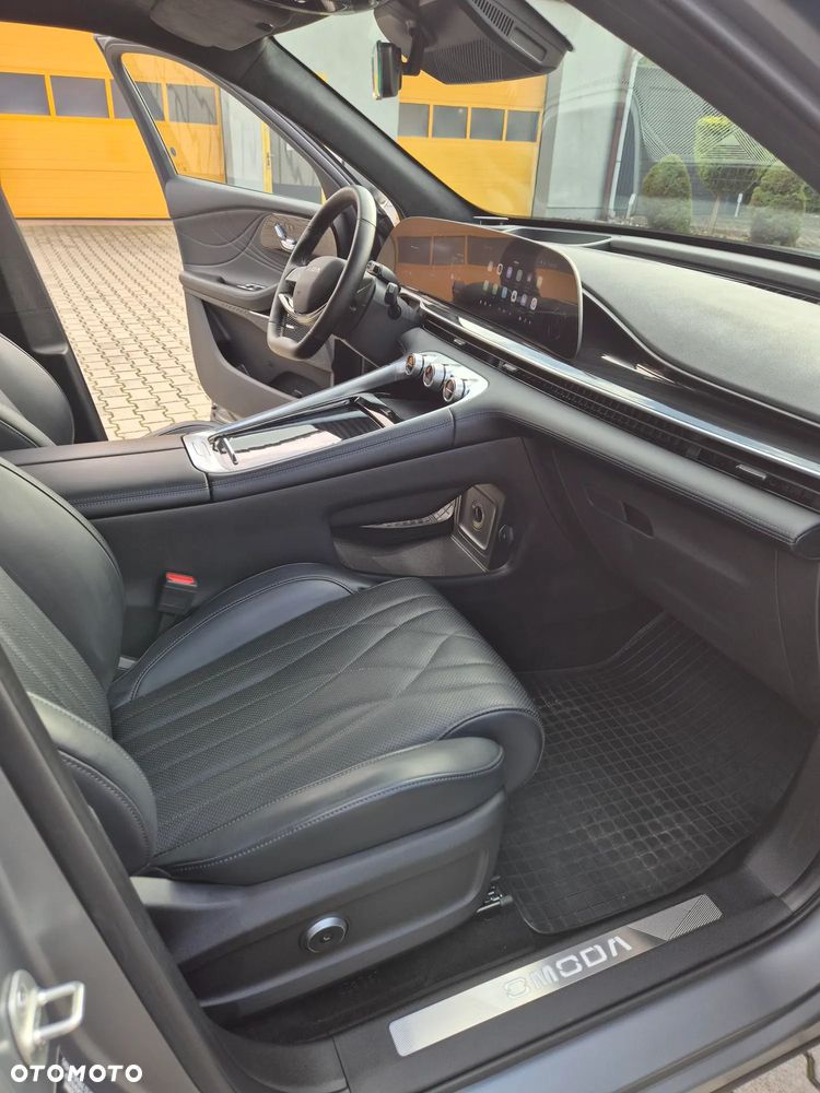 Omoda 9 1.5 Super Hybrid Exclusive AWD - 12