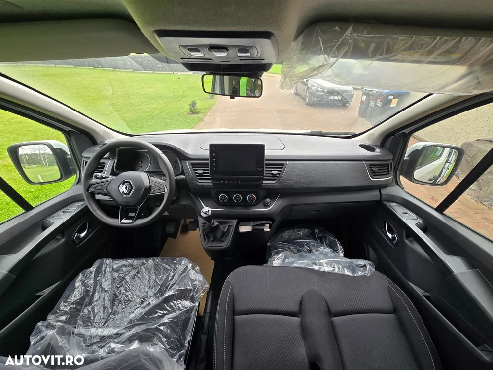 Renault Trafic - 23