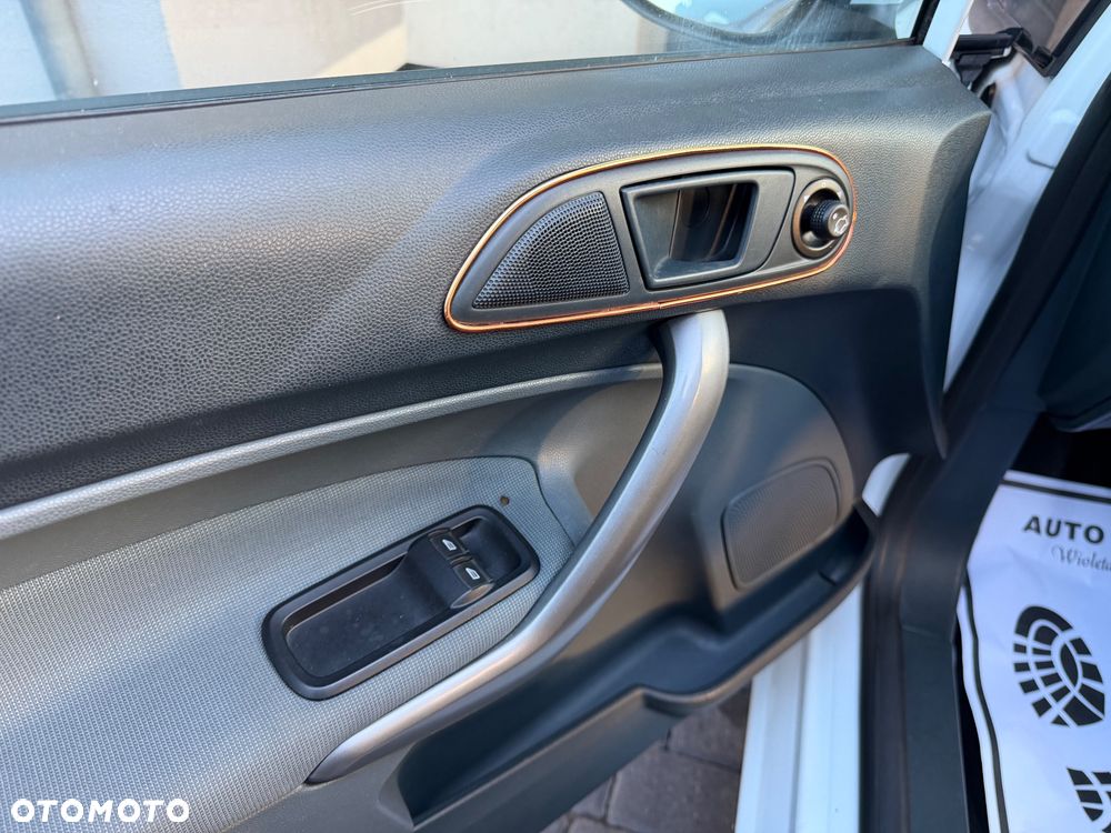 Ford Fiesta 1.25 Trend Edition - 21