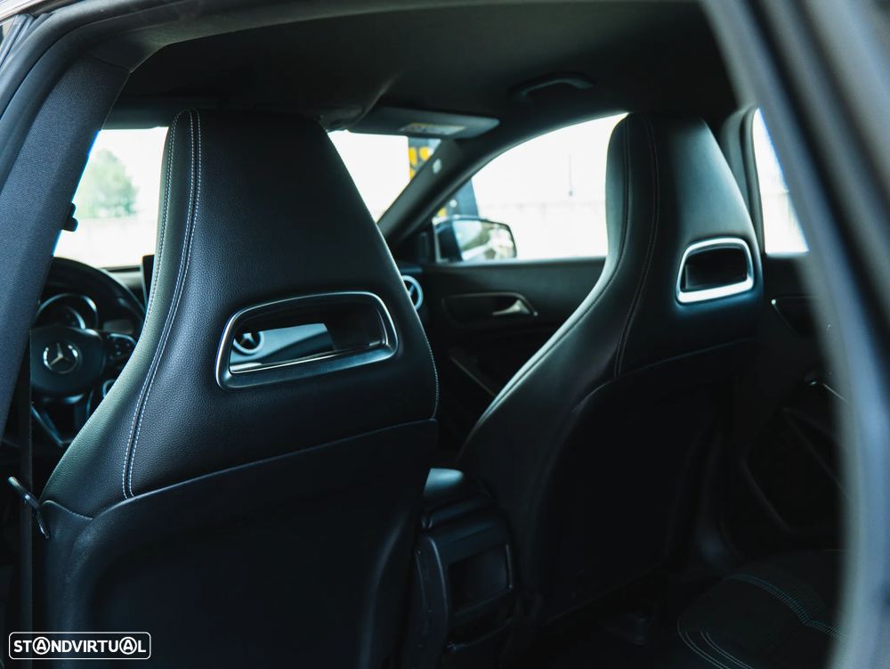 Mercedes-Benz CLA 180 d Shooting Brake Progressive - 19