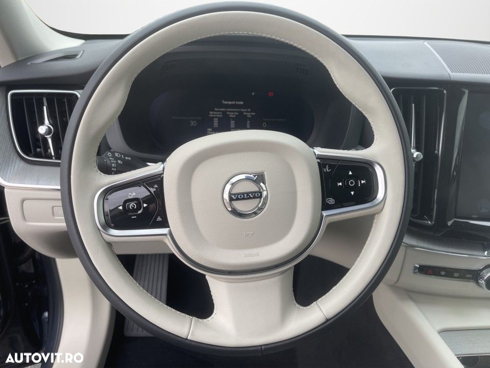 Volvo XC 60 T8 AWD AT PHEV Plus Bright - 10
