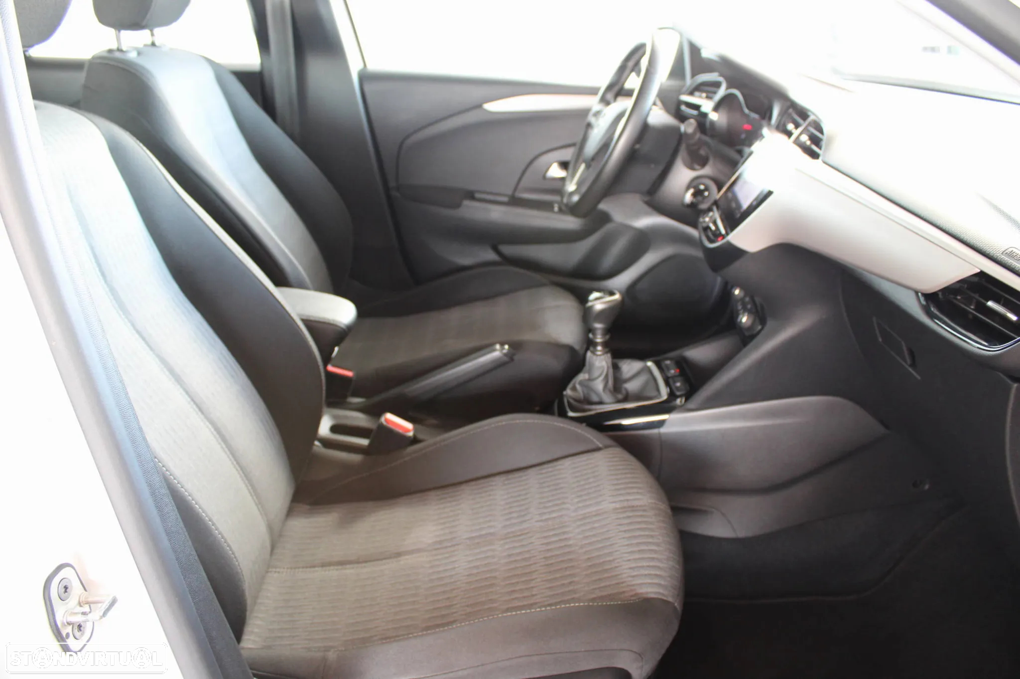 Opel Corsa 1.5 D Business Edition - 10