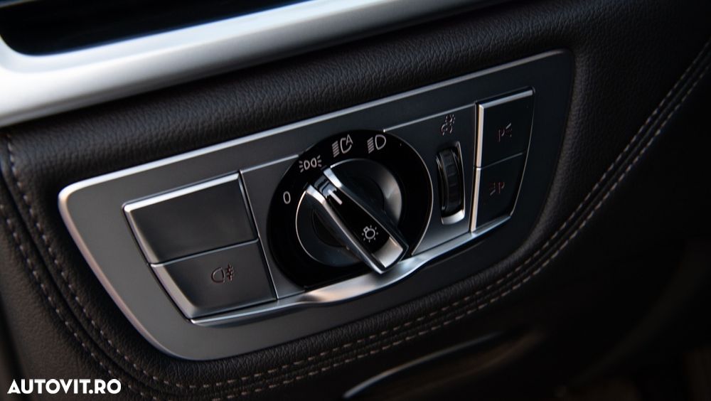 BMW Seria 7 730Ld xDrive - 11
