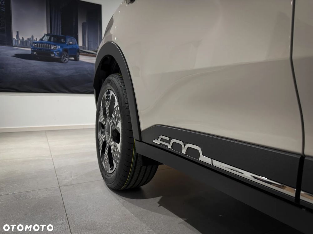 Fiat 600 1.2 Turbo La Prima eDCT - 6