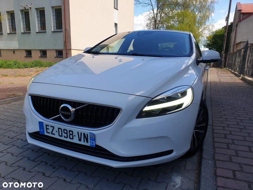 Volvo V40 D2 Momentum - 14