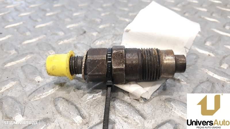 INJETOR MITSUBISHI MONTERO 2.5 TD 4WD (V24C, V24W) 99CV 2477CC - 1