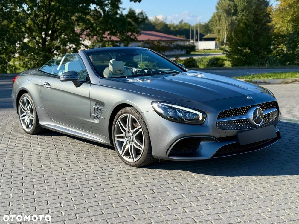 Mercedes-Benz SL - 13
