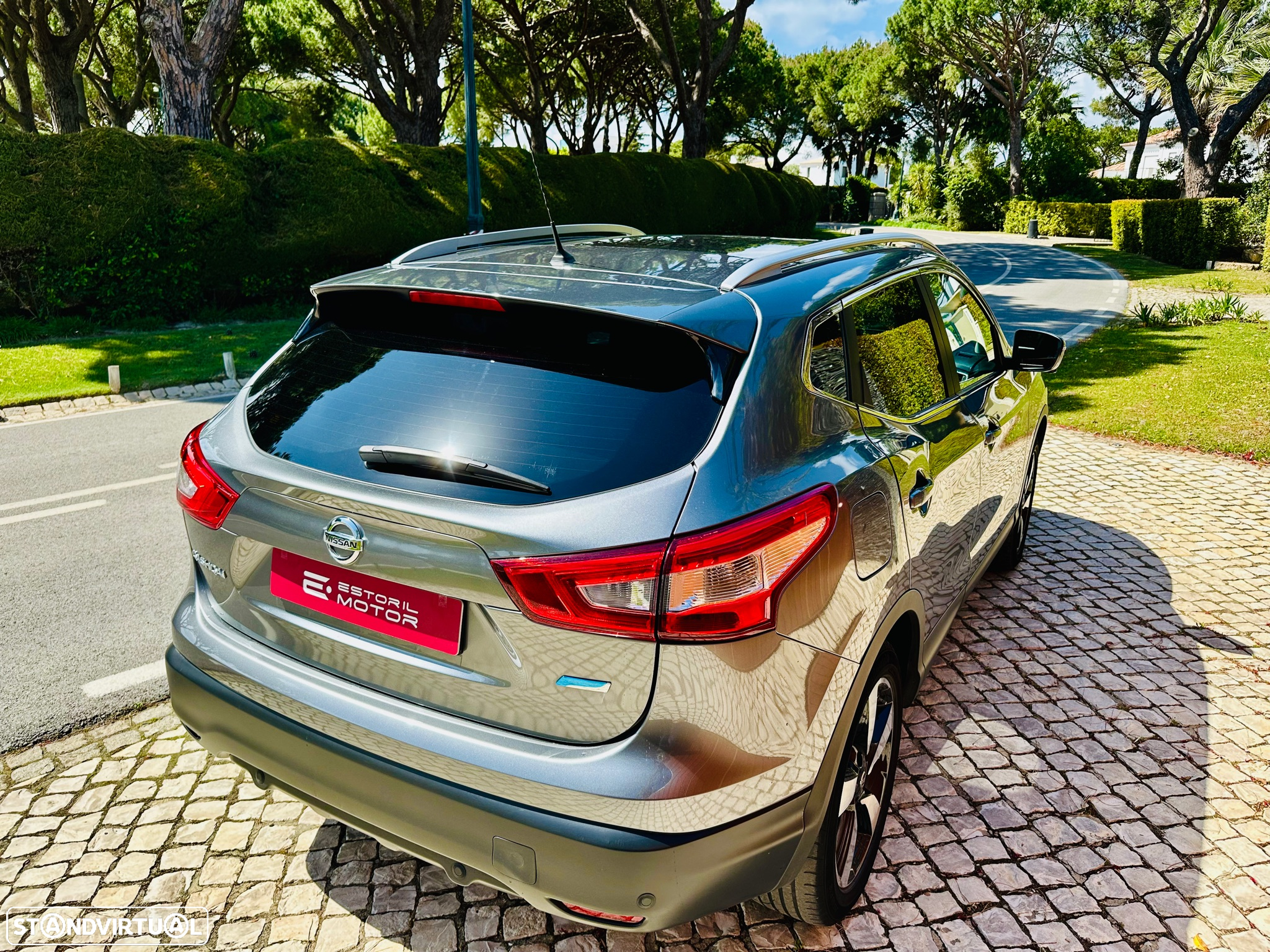 Nissan Qashqai 1.5 dCi Tekna - 9