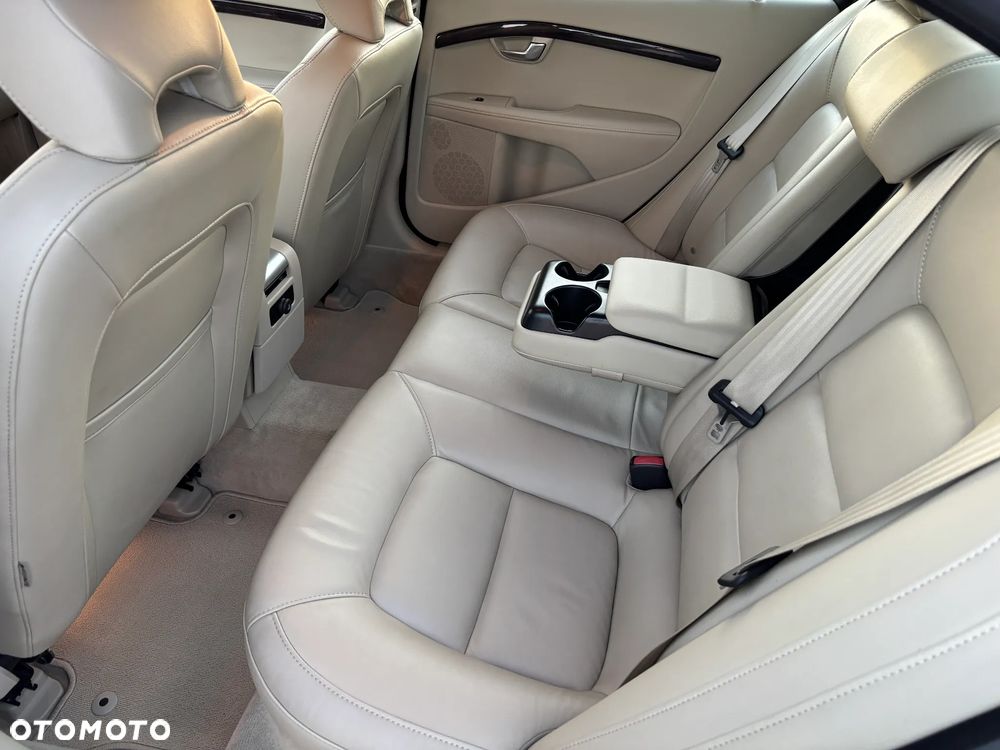 Volvo S80 D5 Summum - 17