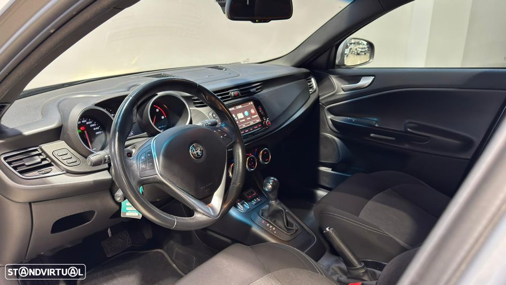 Alfa Romeo Giulietta 1.6 JTDM Sport TCT - 8