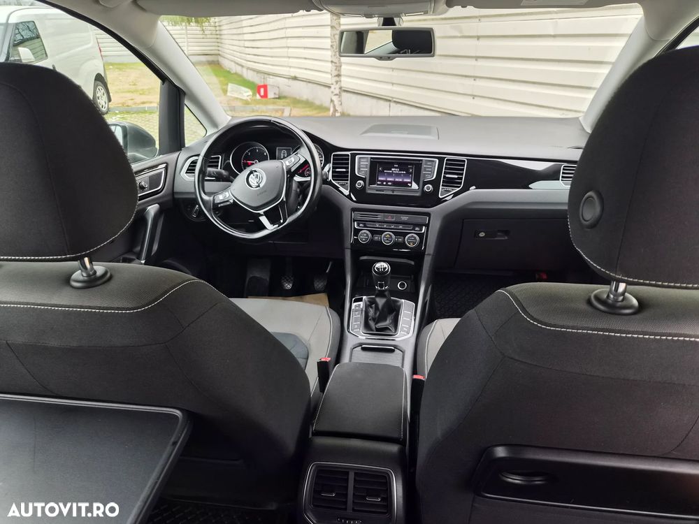 Volkswagen Golf 1.6 TDI BMT Highline - 8