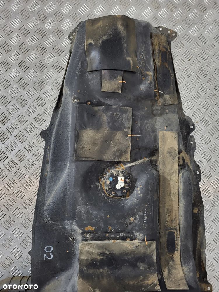 Toyota Rav4 IV 2.0 Zbiornik Paliwa - 3