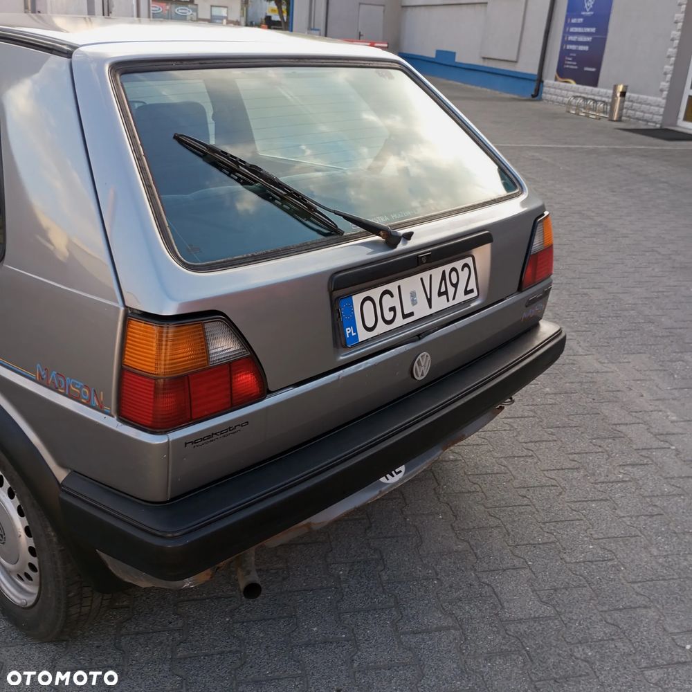 Volkswagen Golf - 14