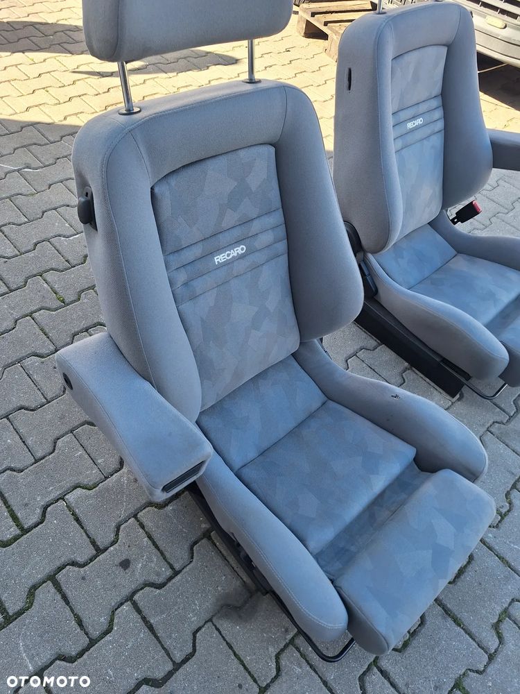 FOTEL LEWY PRAWY PRZÓD KIEROWCY PODŁOKIETNIK VW - 4