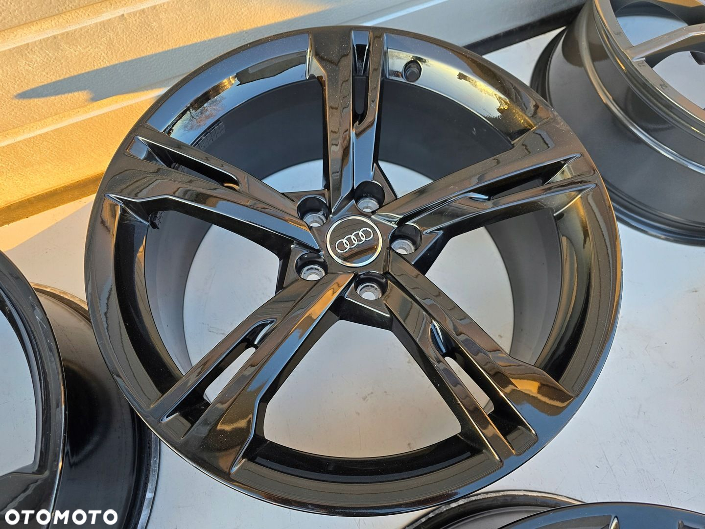 Audi A5 A6 C7 C8 S6 A7 A4 B8 B9 Q5 5x112 19 ET32 - 6