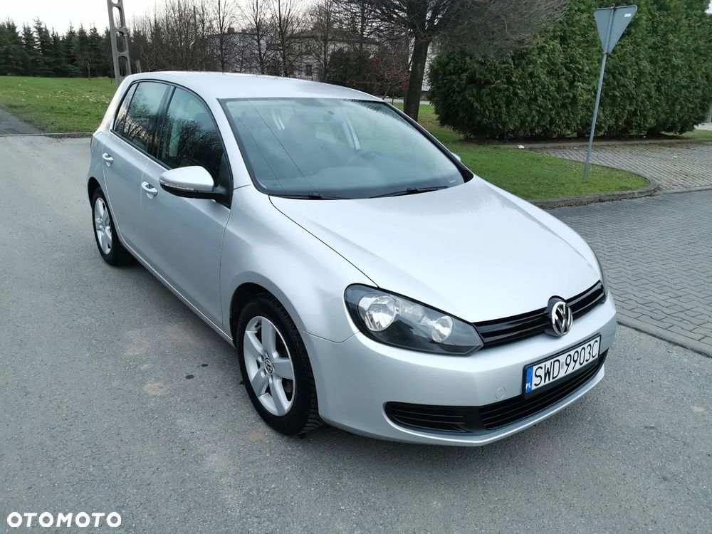 Volkswagen Golf 1.6 Trendline DSG - 9