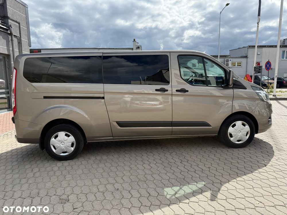 Ford Transit Custom - 11