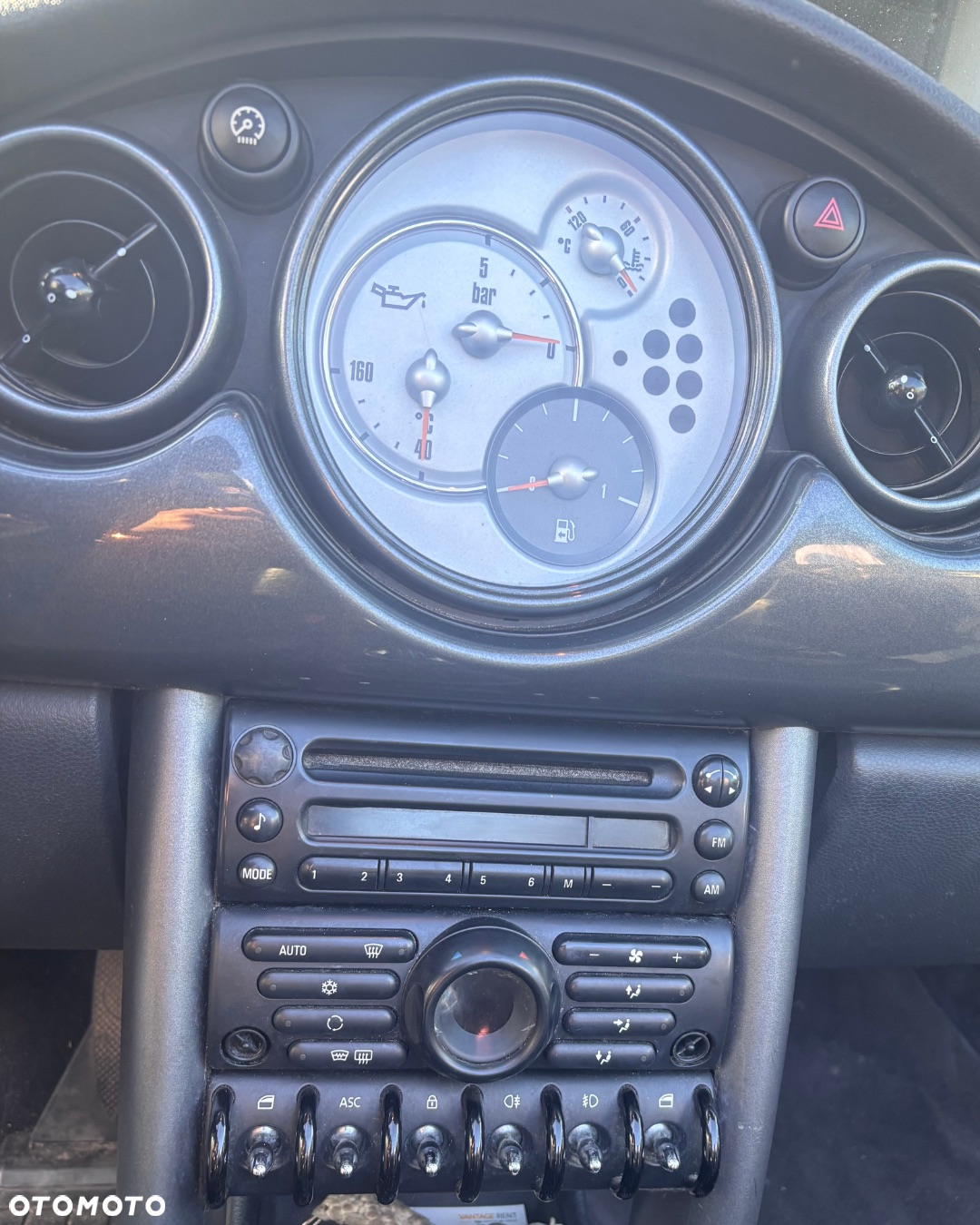 MINI Cooper Cabrio - 9