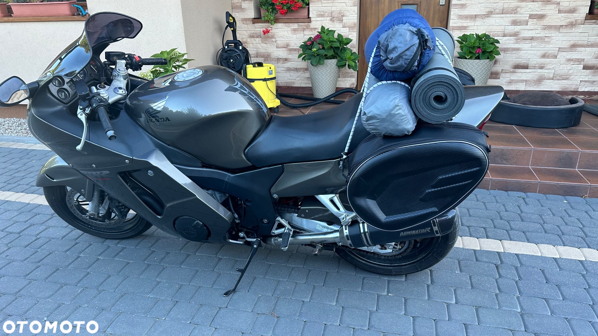 Honda CBR - 9