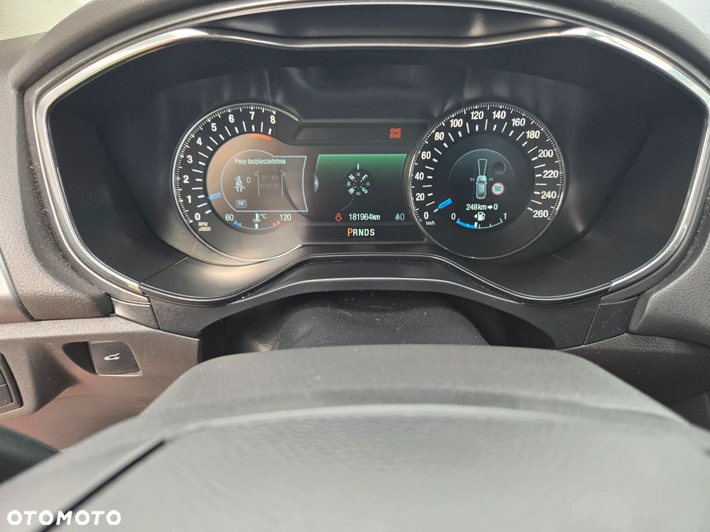 Ford Mondeo 2.0 EcoBoost Titanium - 11