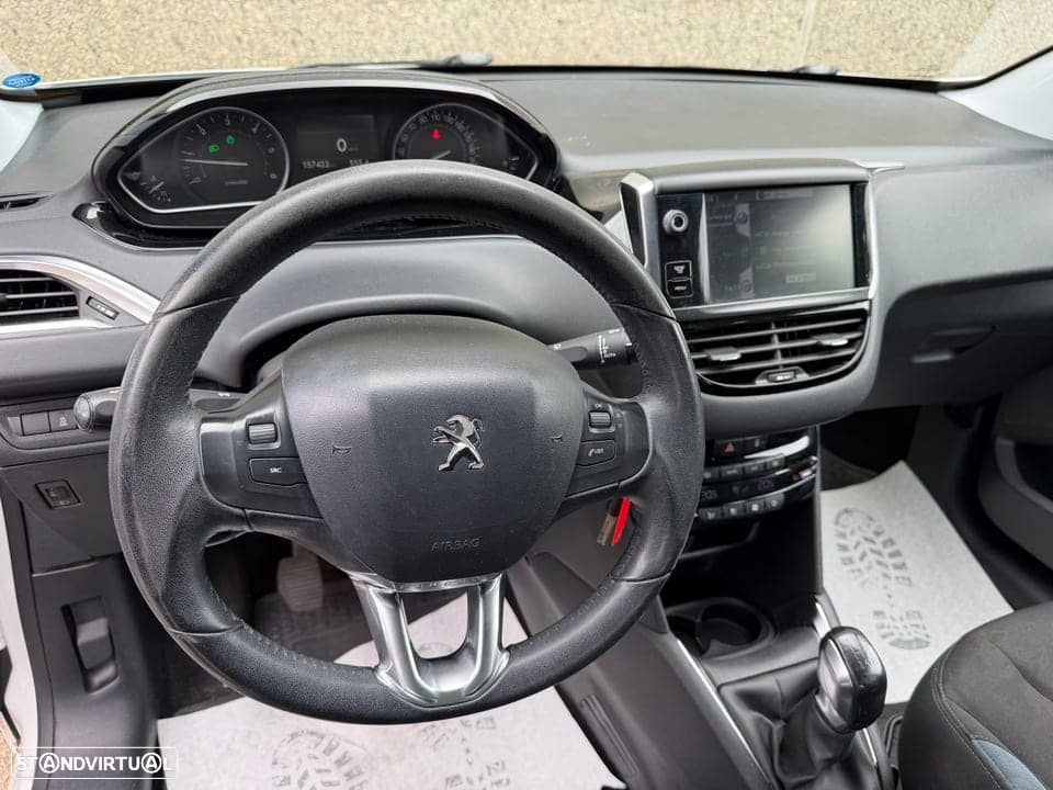 Peugeot 208 1.4 HDi Active - 6