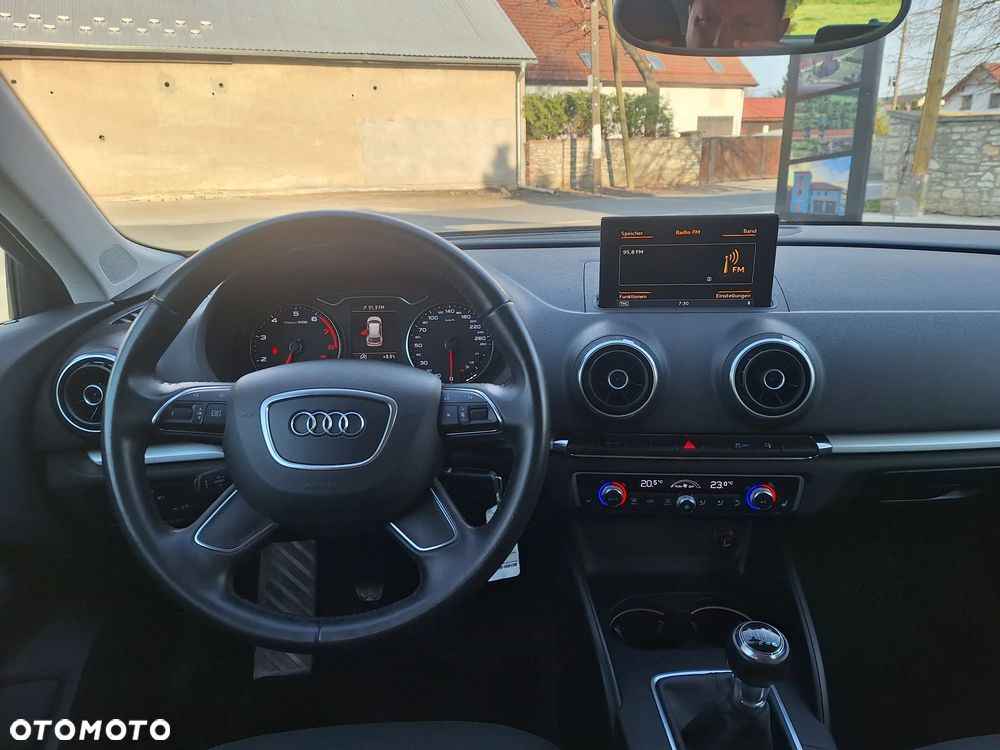 Audi A3 Sportback - 12